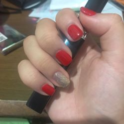 -纤指百魅美甲美睫