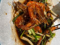 老头儿油爆河虾（招牌王）-老头儿油爆虾·1987杭州烟火味(湖滨银泰in77D区店)