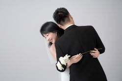 -雅云婚纱摄影工作室旗舰店