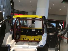 -TESLA 特斯拉(广州天环广场体验店)