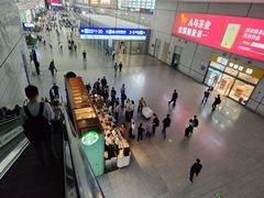 -星巴克(上海虹桥站2A检票口)