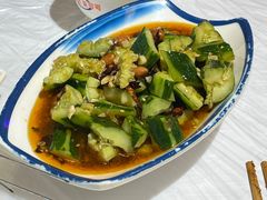 -霄汉牛三鲜湖北砂锅菜(万松园2店)