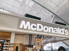 -麦当劳(深圳北站B2检票口楼上)