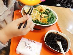 -螺小胖柳州螺蛳粉(钟楼总店)