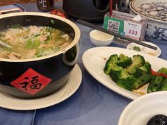 -纳福苑(亮庆餐饮分店)