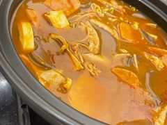 -品海楼·大连海胆锅贴馆(东港店)