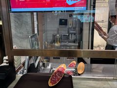 -左庭右院鲜牛肉火锅(浦江欢乐颂店)