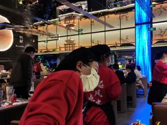 大堂-西塔老太太泥炉烤肉(温州首店万象城黑金店)