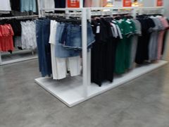 -BIGOFFS 超级折扣(仁恒伊势丹店)