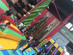 -蒙特利亲子乐园