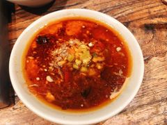 -老牌坊云南鱼豆花火锅(爱建店)