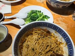 -沪西老弄堂面馆(定西路店)