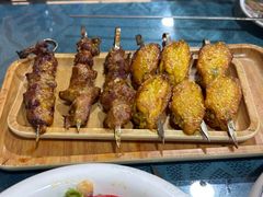 馕坑肉-乡村馕坑肉·烧烤·新疆菜·本地人更爱吃(阿勒泰首店)