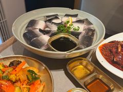 -草家酱蟹炭火烤肉店(珲春南路一店)
