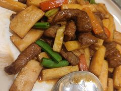 海鲜菇爆牛柳条-南海渔村(珠江新城店)