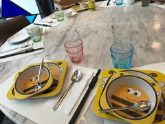 -港丽餐厅(高德置地店)