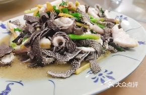 Sautéed Beef Tripe with Ginger and Green Onion