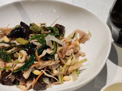 -香山湖家家宴(中山陵店)