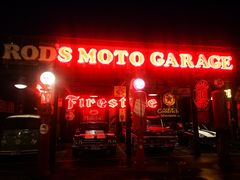 -席娜卡琳火车铁道夜市