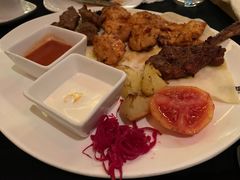 -Efes Turkish & Mediterranean Cuisine 艾菲斯餐厅(陆家嘴店)