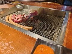 -肉甲韩国木炭烤肉(新壹街1店)