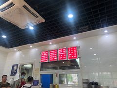 门面-老冯拉面羊棒骨(西宸广场店)