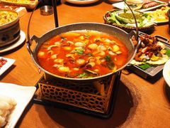 -老滇山寨•云南特色菜•地方菜•民族风情歌舞表演(金碧店)