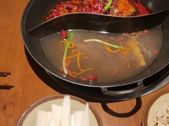 -巴隆门重庆老火锅(太湖路店)