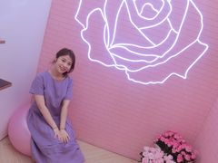 -Dior迪奥(上海世茂广场店)