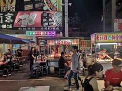 -六合夜市
