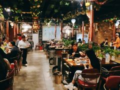 大堂-·缸桶屋·韩式牛肋条自助烤肉(西湖D11店)
