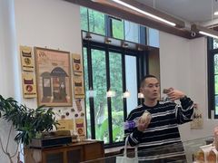 面包甜点陈列柜-富贵面包公司(运河店)