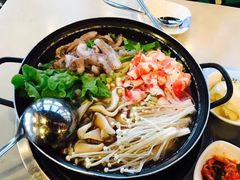 章鱼牛肉火锅-郑阿姨的家·이모네·韩料&烤肉(武川路店)