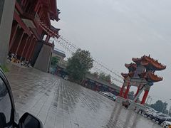 -沈阳龙润夏宫温泉水乐园