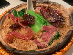 招牌腊味煲仔饭-肥仔文澳门猪骨煲(南京西路店)