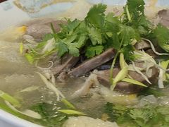 -三江源美食城