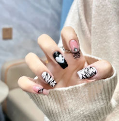 -兔猫ToMoreNails美甲美睫
