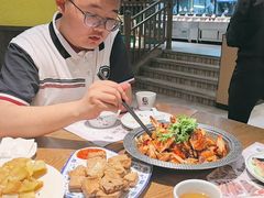 -黄泥岗·地道湖北菜(奥特莱斯店)