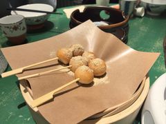 糖油粑粑-费大厨辣椒炒肉(太平老街店)