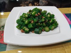 肉末黄秋葵-勺园饭店(骨科医院店)