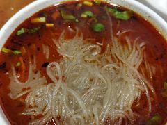 帽结子肥肠粉-白家高记肥肠粉(总店)