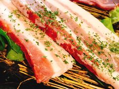 薄切五花肉-秋木烤肉·韩国牛肉名家(高新旗舰店)