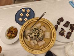 -品海楼·大连海胆锅贴馆(东港店)