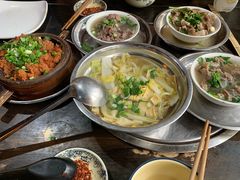 -乐山食古香跷脚牛肉