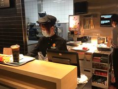 -麦当劳(中山公园龙之梦店)