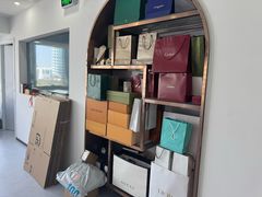 -聚云奢二手奢侈品黄金手表包包回收·中古店(三里屯总店)
