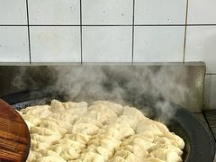 -黄阿姨锅贴大王(万航渡路店)