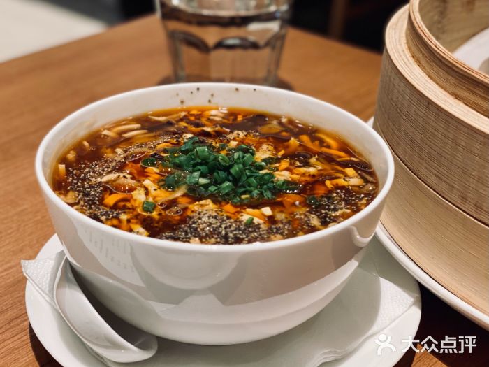 鼎泰丰(德基广场店)酸辣汤图片