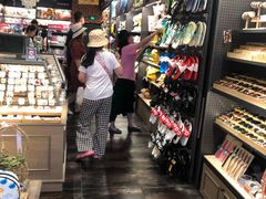 -酷乐潮玩(金桥国际店)