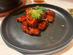 红酒泡沫牛仔粒-荟廷·晶萃(陆家嘴尚悦湾店)